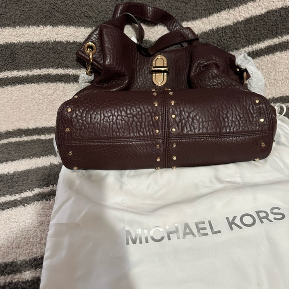 NWT Michael Kors Uptown Astor Studded Large Tote Bag - Picture 3 of 10